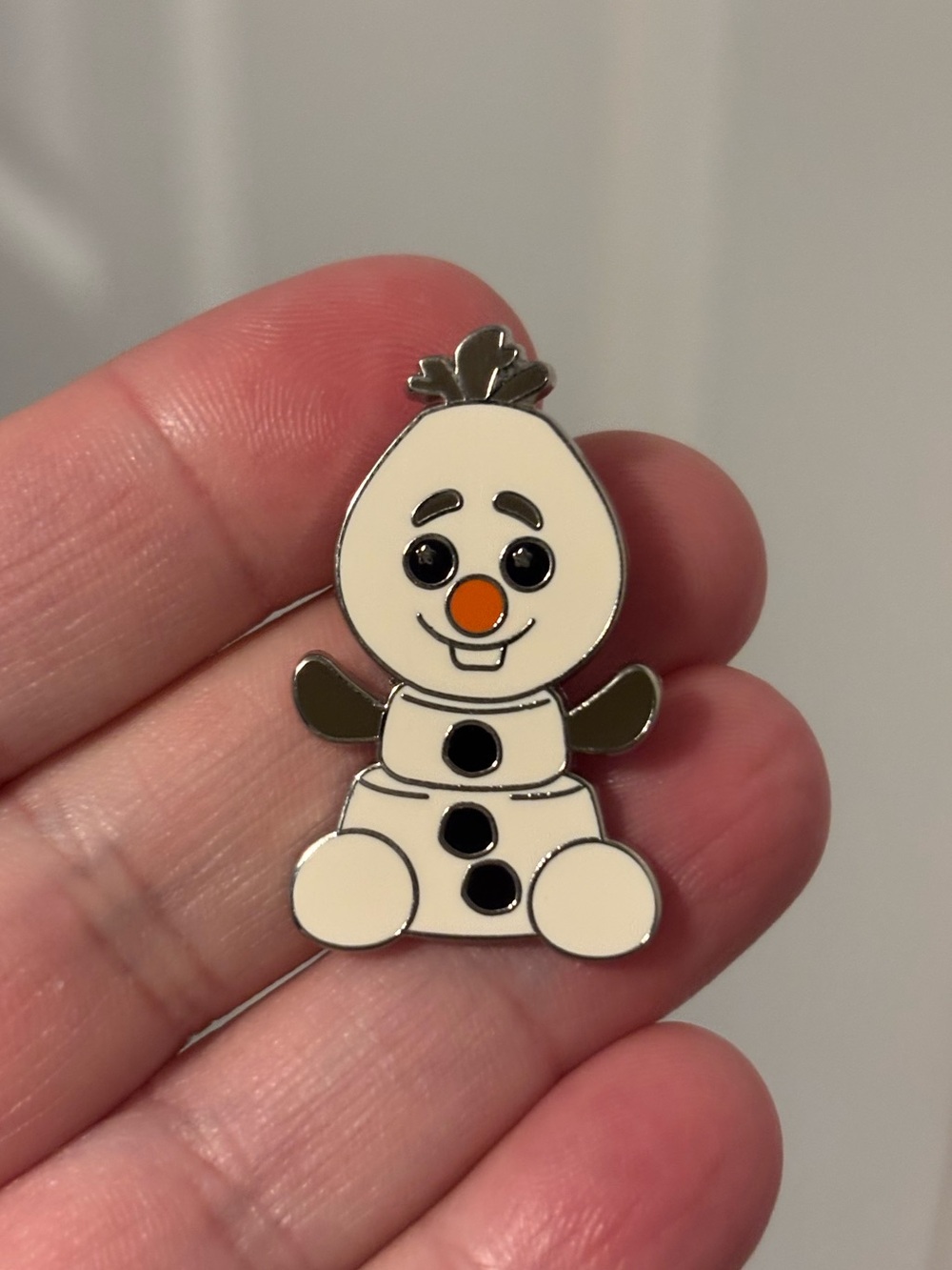 Disney - Olaf Wishables Mystery Pin
